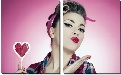 Девушка с леденцом