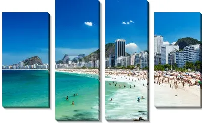 Вид на пляж Копакабана в Рио-де-Жанейро, Бразилия