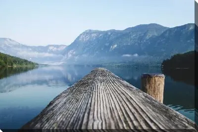 Постер Пирс в горах