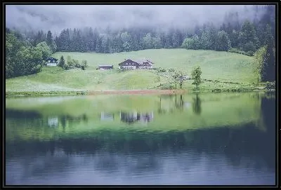Картина Дома у реки