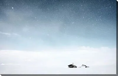 Постер Дом в снегу