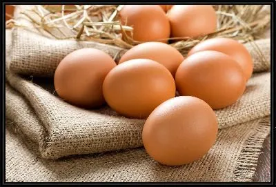 Куриные яйца