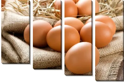 Куриные яйца