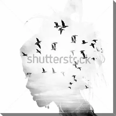 Двойная экспозиция - голова девушки и птицы