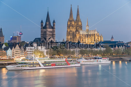 Картина маслом Огни вечернего Кёльна на реке Рейн с видом на Кёльнский собор и Церковь Святого Мартина 