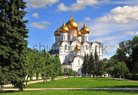 Картина Красивый вид на Успенский кафедральный собор в Ярославле  