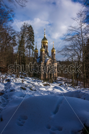 Картина Зимний пейзаж с видом на русскую православную церковь в Висбадене 