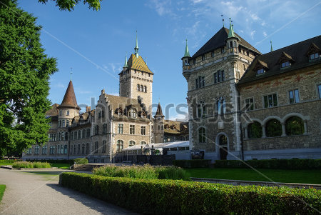 Картина Городской пейзаж с видом на внутренний сад Швейцарского национального музея Цюриха 