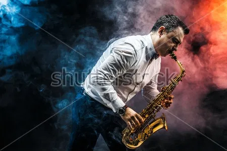 Играет на саксофоне Изображения – скачать бесплатно на Freepik