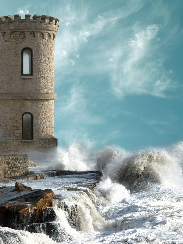 Постер Волны у башни (The waves at the tower)  