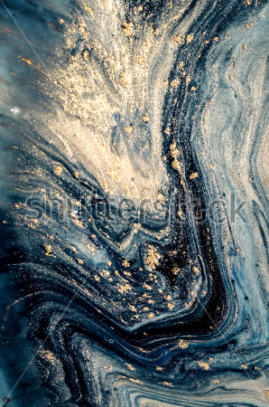 Картина Морская волна с золотыми брызгами в лучах заката - яркое сочетание оттенков синего и серого цвета с золотым порошком 