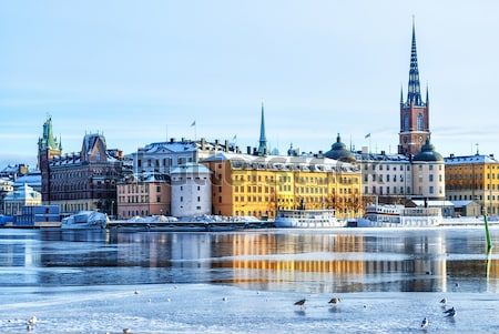 Постер Панорама набережной Старого города Стокгольма со стороны замёрзшей реки  
